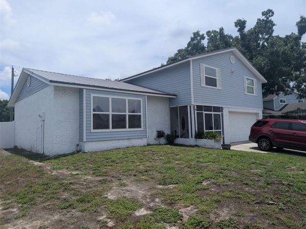6817 MITCHELL CIRCLE, TAMPA, FL 33634