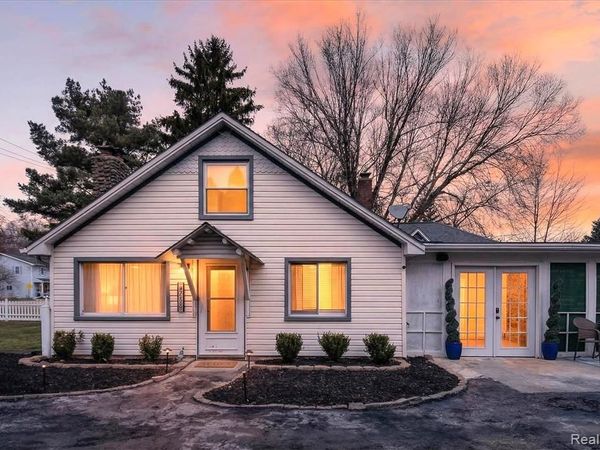 37260 Clio Street, Harrison Twp, MI 48045