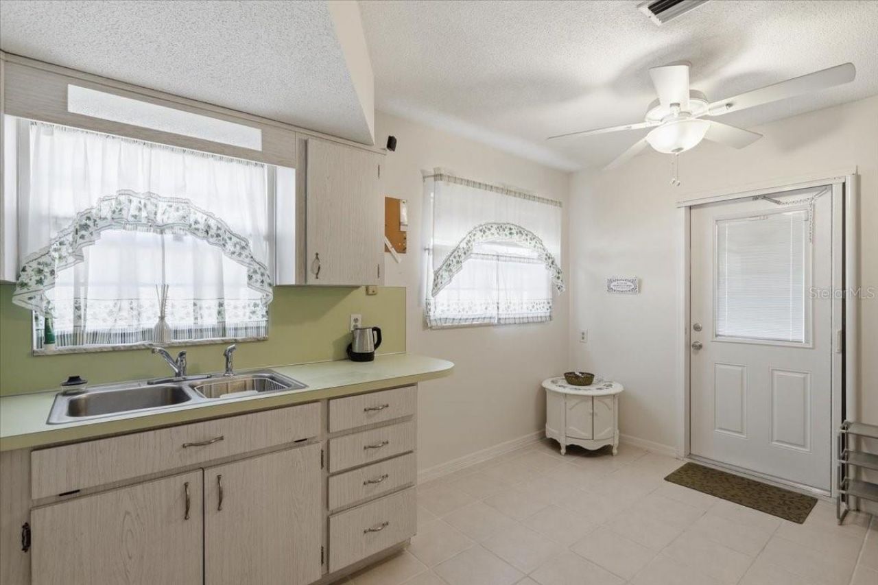7787 39th Terrace N, Unit 7787, Saint Petersburg, FL 33709 Photo