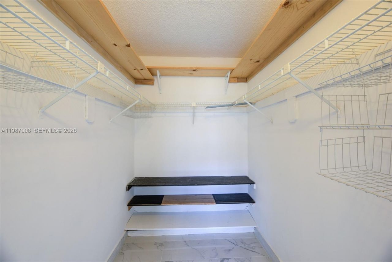 8951 Sunrise Lakes Blvd, Unit 105, Sunrise, FL 33322 Photo