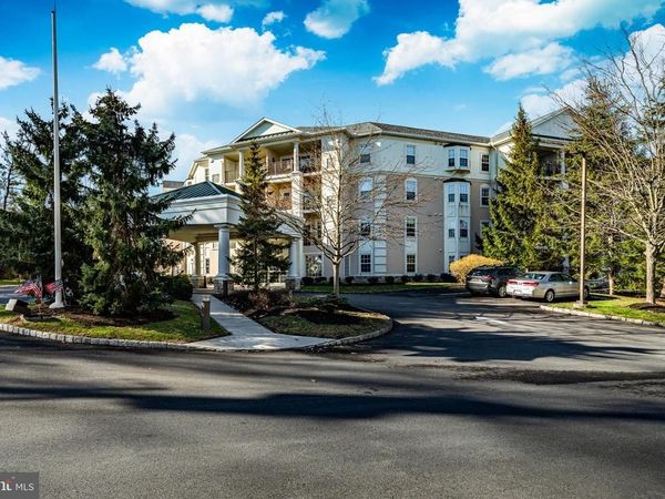 244 BALTIMORE PIKE, Unit 221A, GLEN MILLS, PA 19342