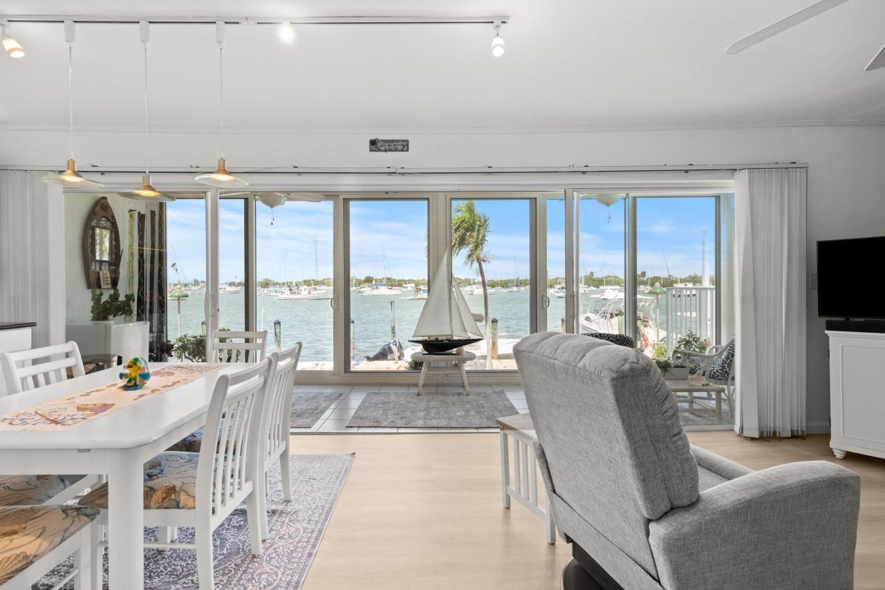 303 Sombrero Boulevard, Unit 106, Marathon, FL 33050 Photo