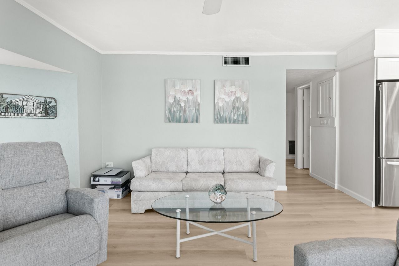 303 Sombrero Boulevard, Unit 106, Marathon, FL 33050 Photo