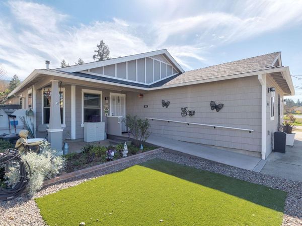 404 Lindilu Lane, Cave Junction, OR 97523