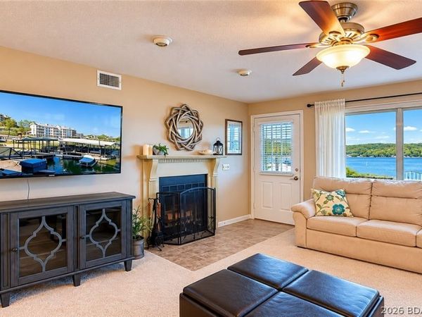 6005 Baydy Peak Road, Unit 305, Osage Beach, MO 65065