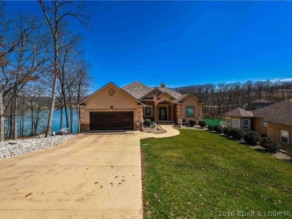 247 Chessman Drive, Lake Ozark, MO 65049