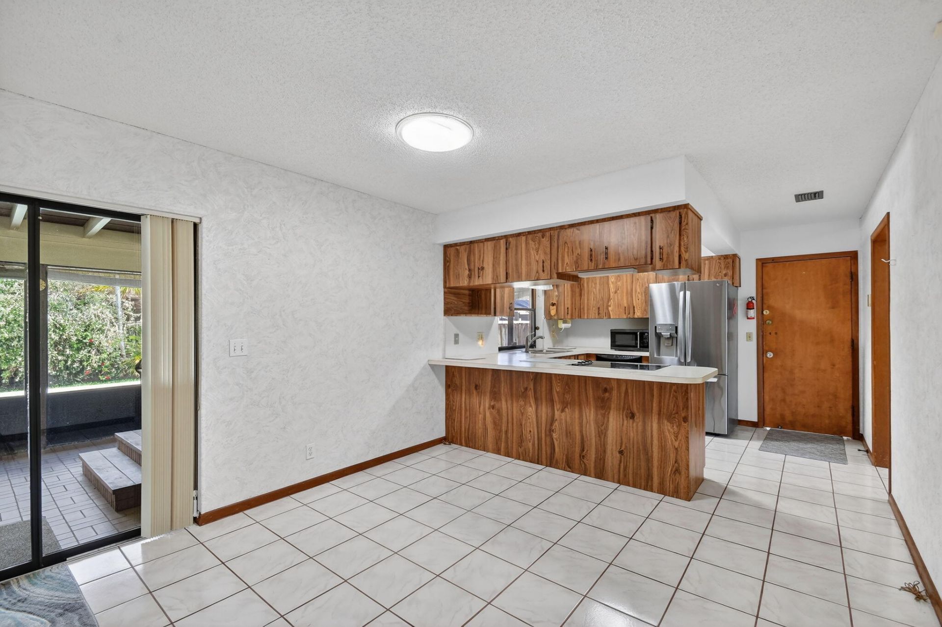 68 W Arch Drive, Lake Worth, FL 33467 Photo