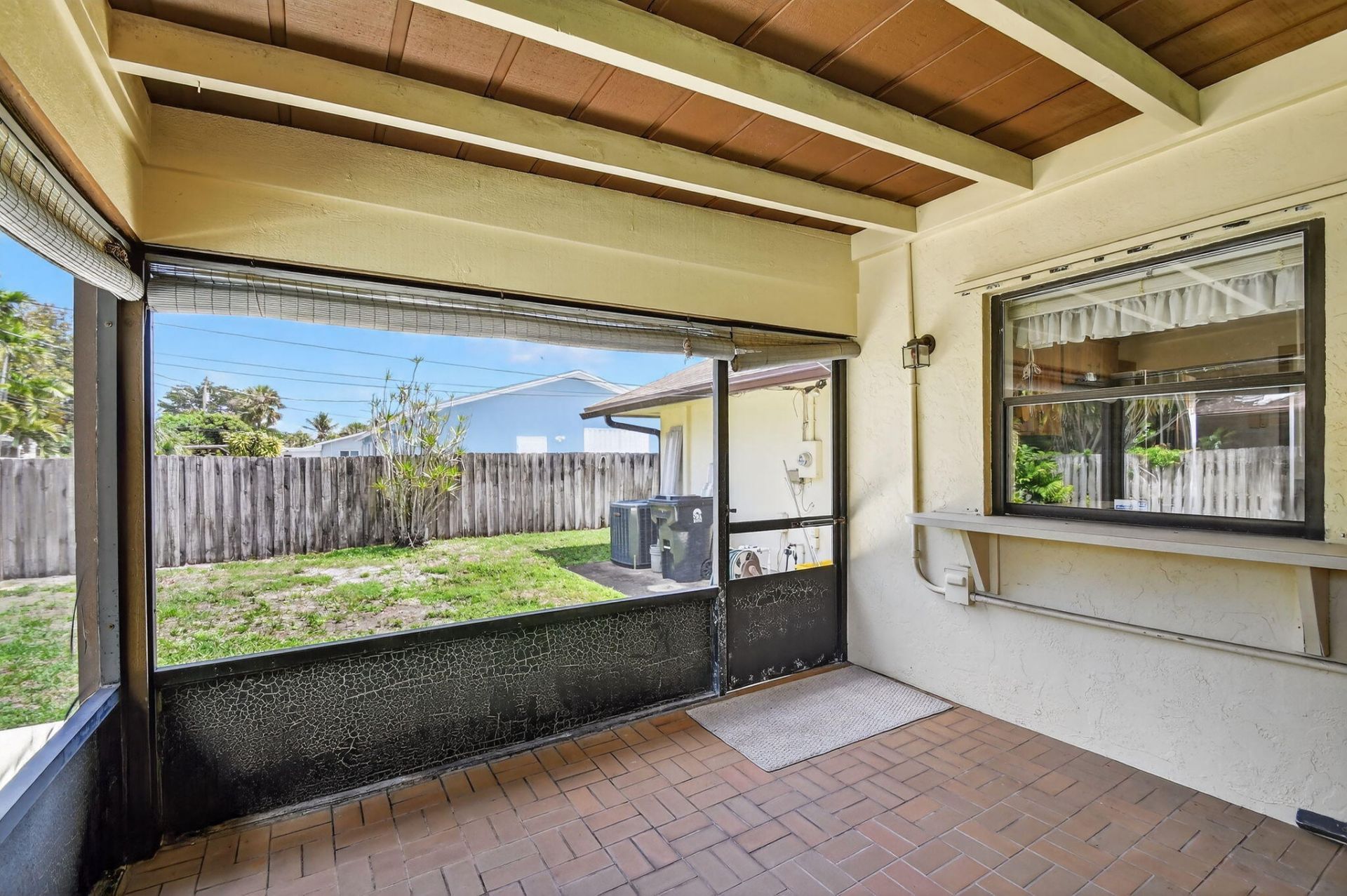 68 W Arch Drive, Lake Worth, FL 33467 Photo