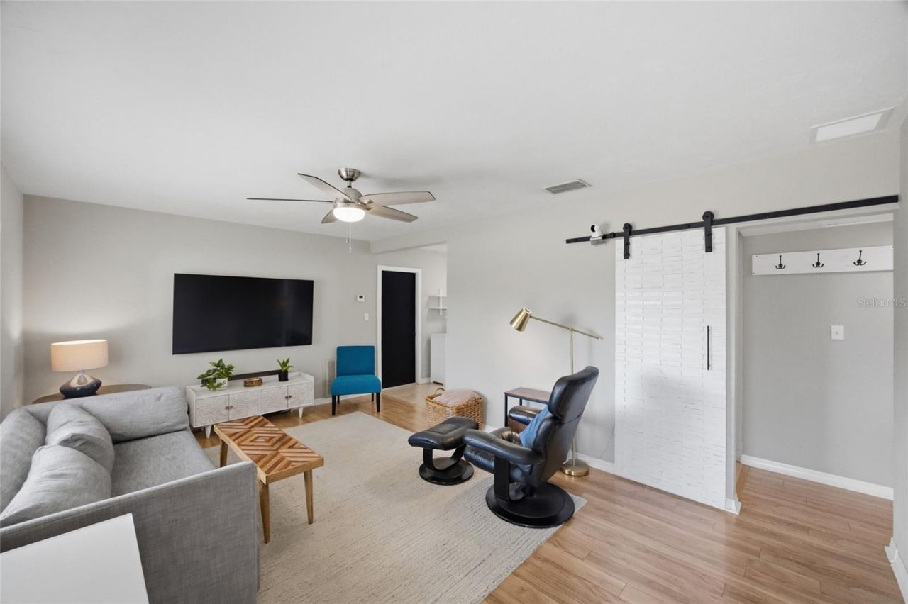 5275 32nd Avenue N, Saint Petersburg, FL 33710 Photo