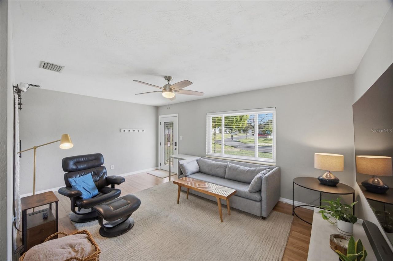 5275 32nd Avenue N, Saint Petersburg, FL 33710 Photo