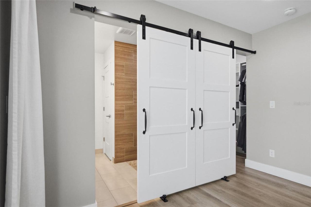 5275 32nd Avenue N, Saint Petersburg, FL 33710 Photo