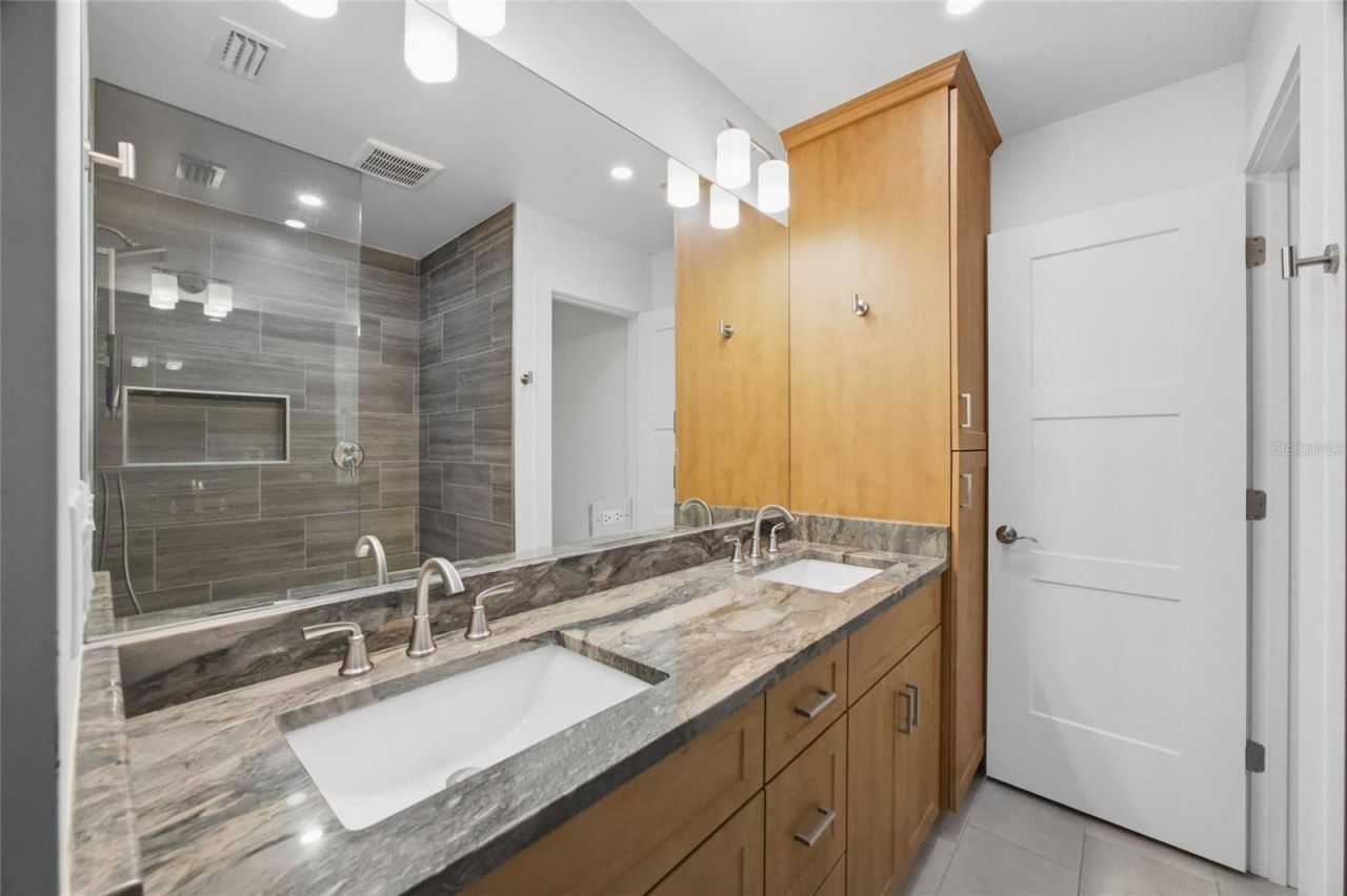 5275 32nd Avenue N, Saint Petersburg, FL 33710 Photo