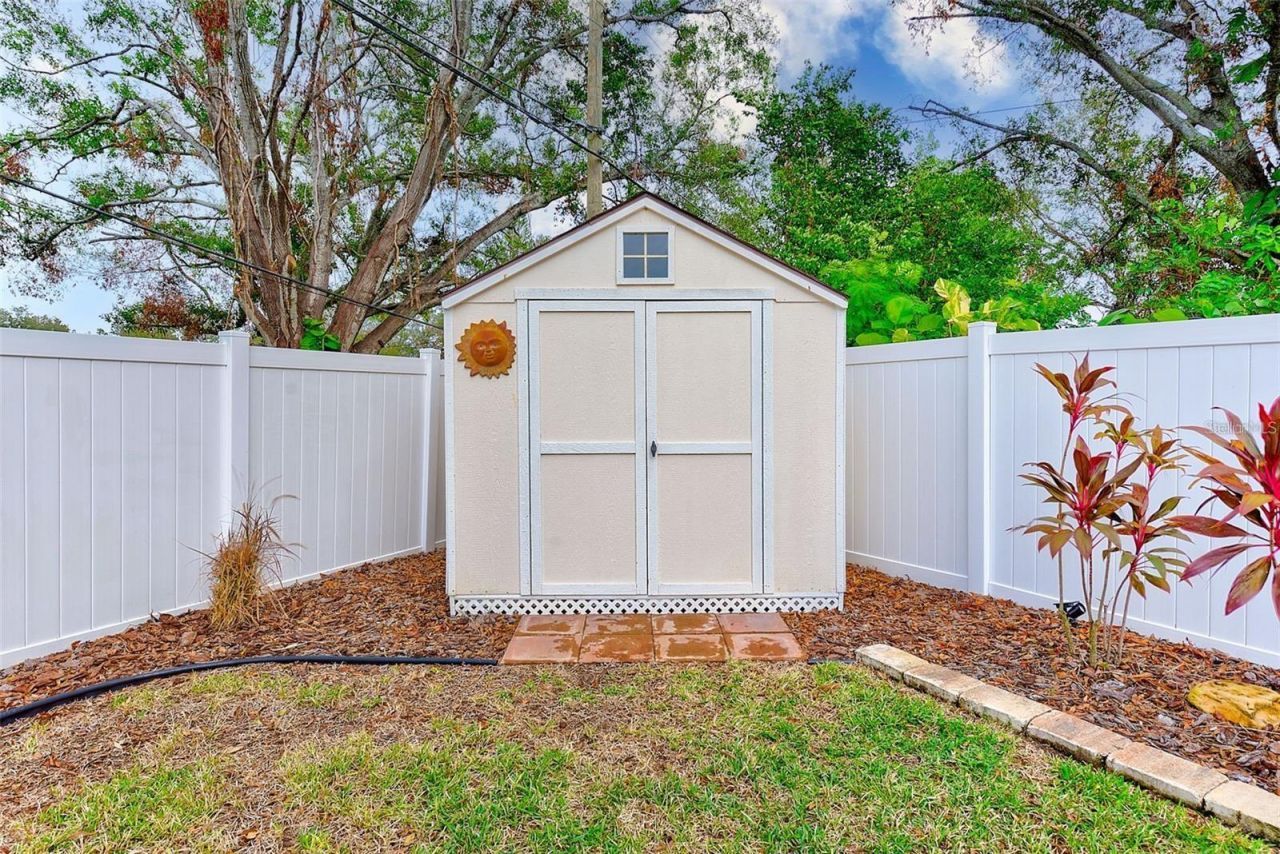 5275 32nd Avenue N, Saint Petersburg, FL 33710 Photo