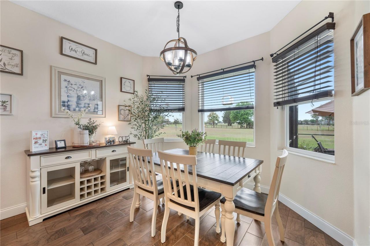 3212 E Merrin Road , Plant City, FL 33567 Photo