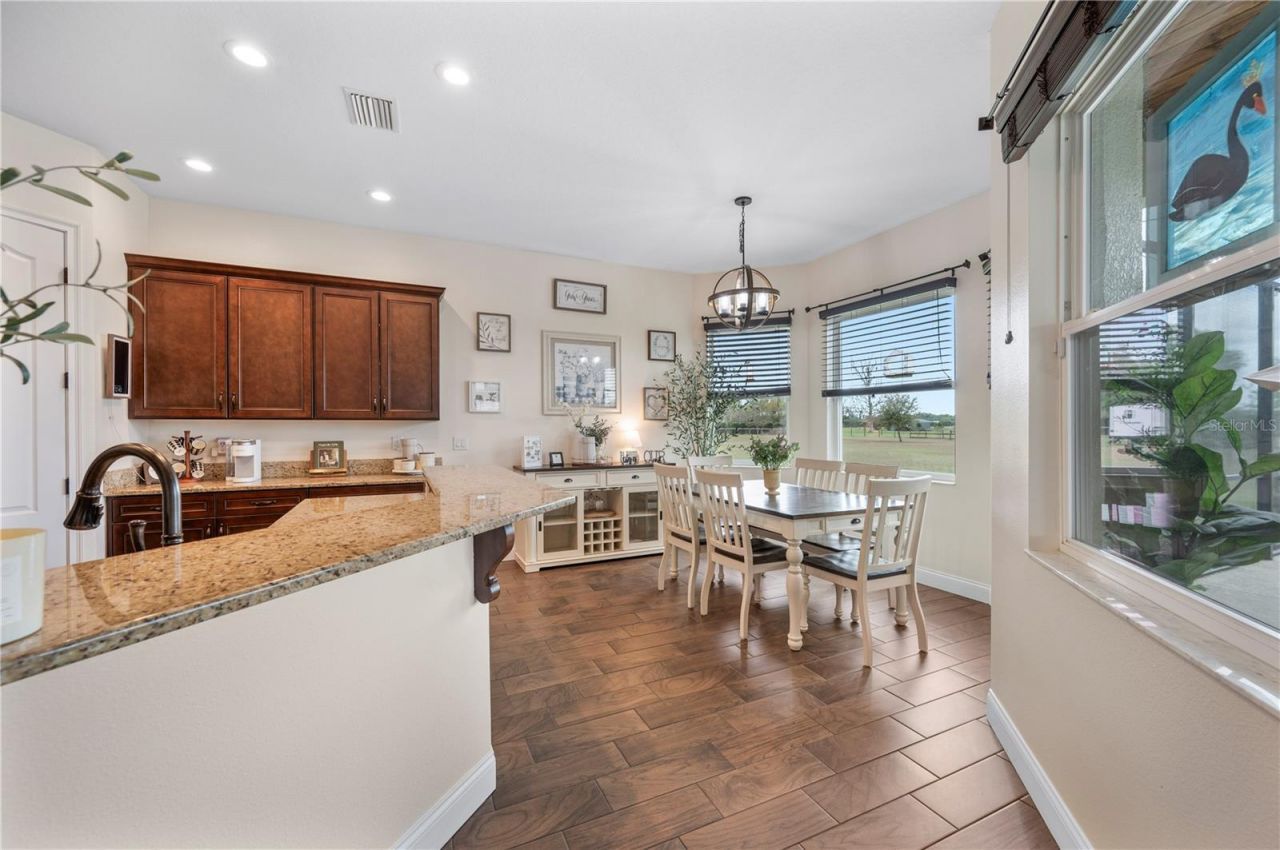 3212 E Merrin Road , Plant City, FL 33567 Photo