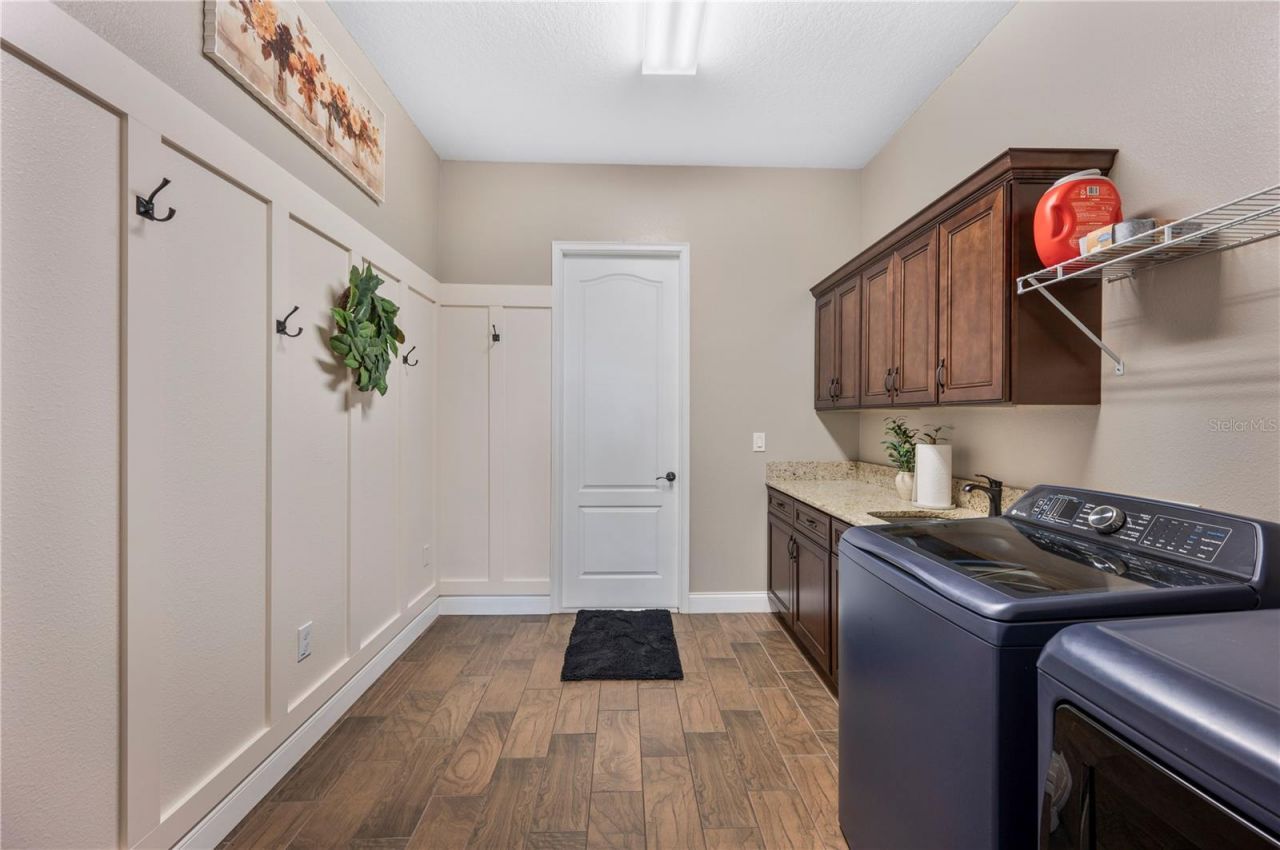 3212 E Merrin Road , Plant City, FL 33567 Photo