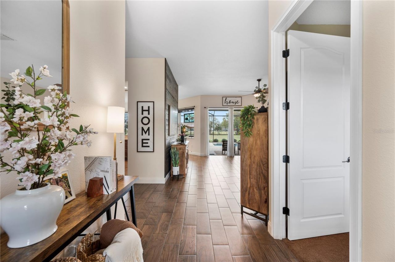 3212 E Merrin Road , Plant City, FL 33567 Photo