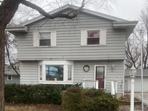 3017 W Ramsey AVENUE, Greenfield, WI 53221