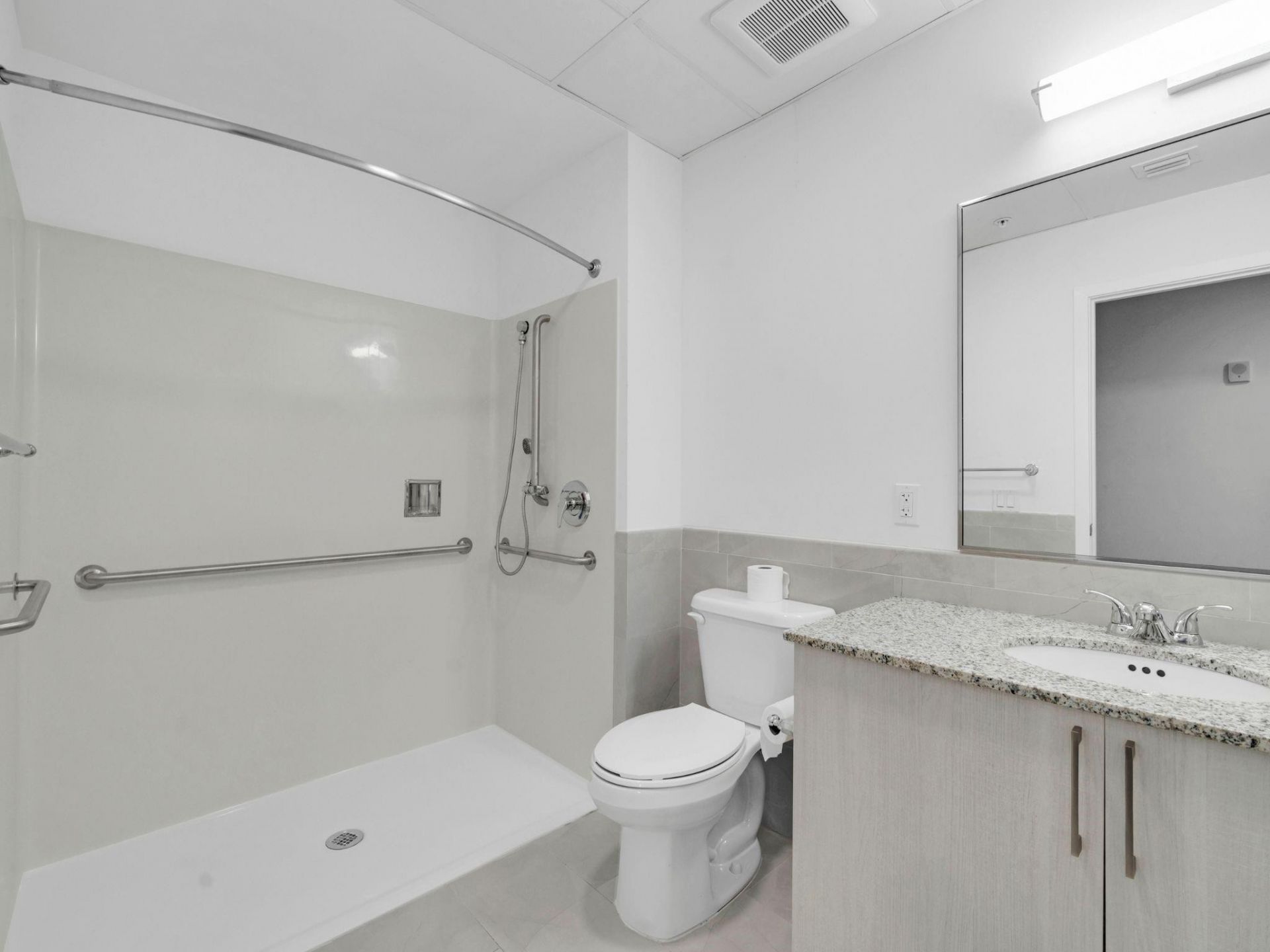 2130 NW 37th Street, Unit B2, Miami, FL 33142 Photo