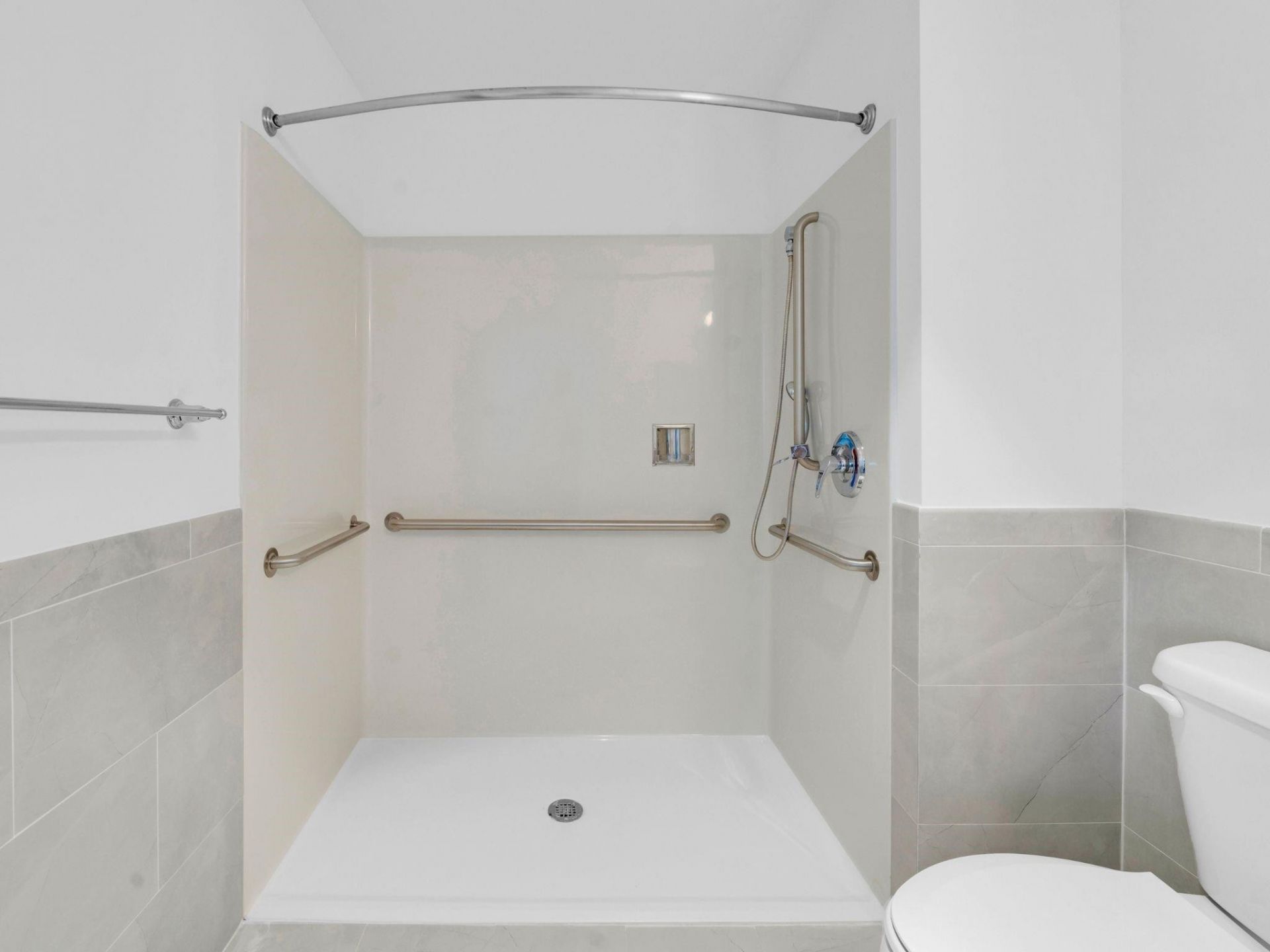 2130 NW 37th Street, Unit B2, Miami, FL 33142 Photo