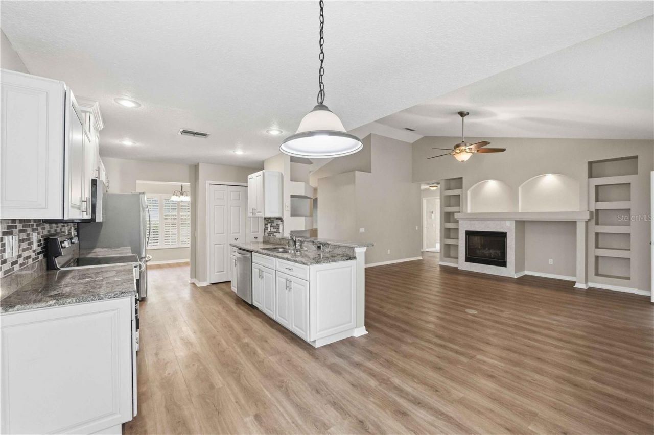 4012 Kingsfield Drive , Parrish, FL 34219 Photo