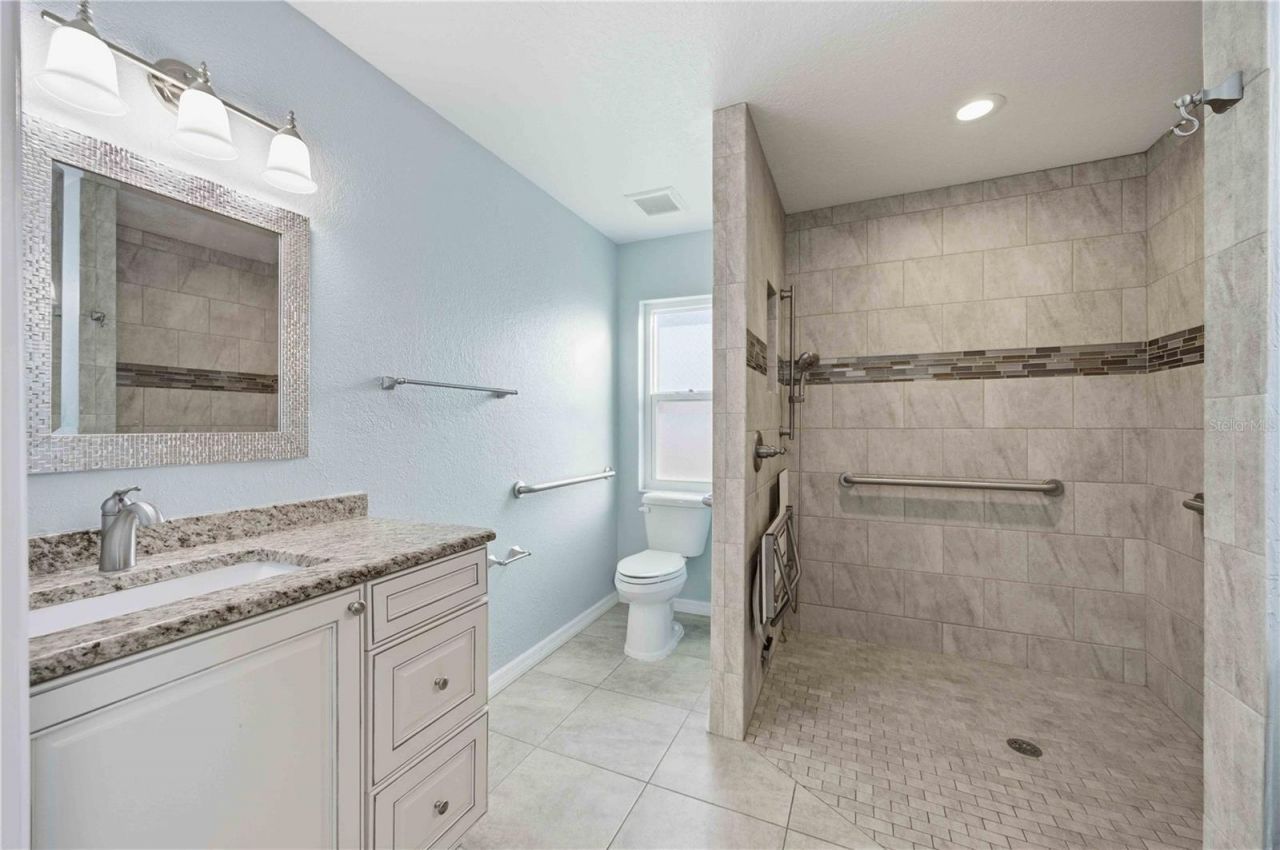 4012 Kingsfield Drive , Parrish, FL 34219 Photo