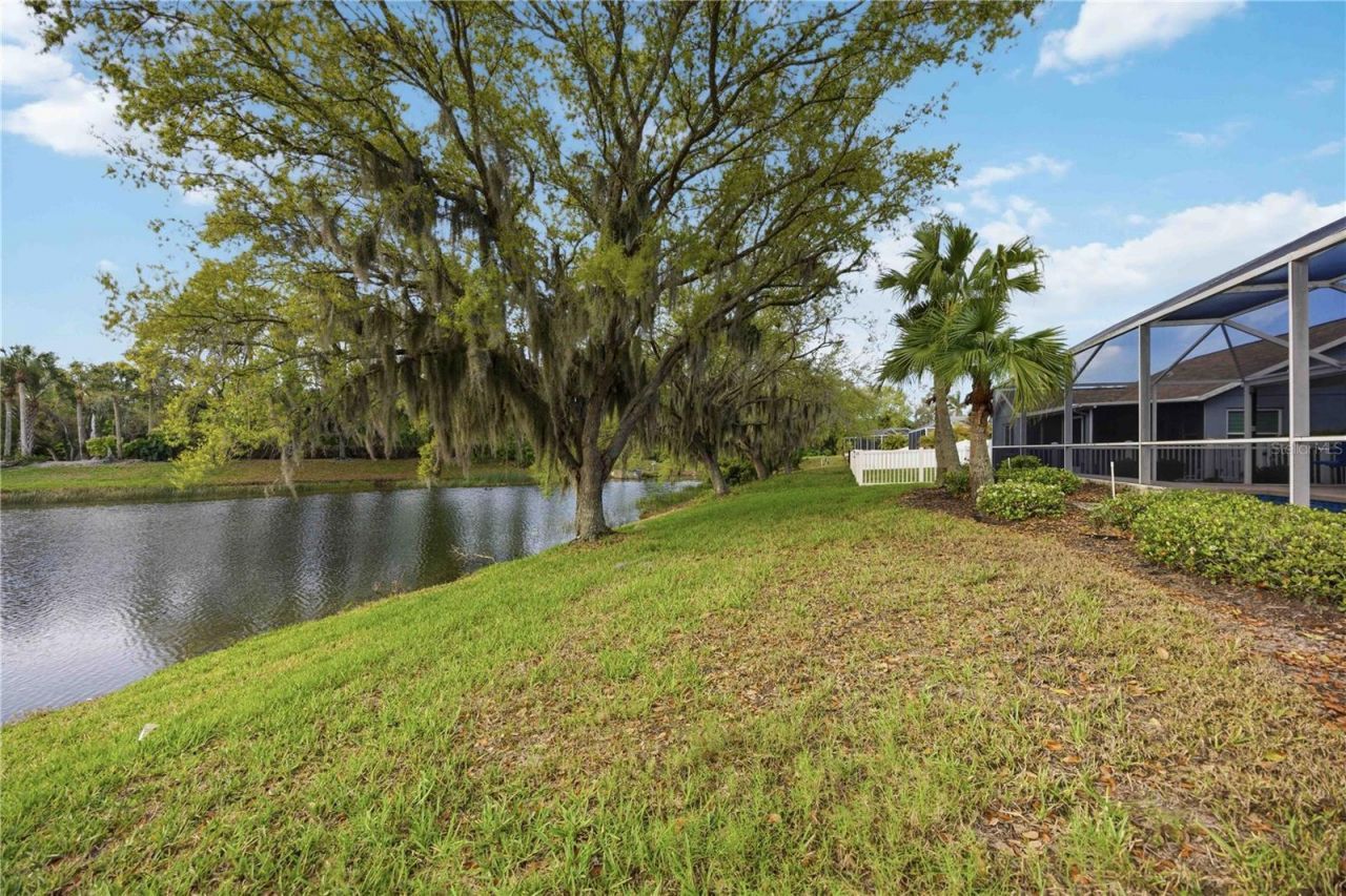 4012 Kingsfield Drive , Parrish, FL 34219 Photo