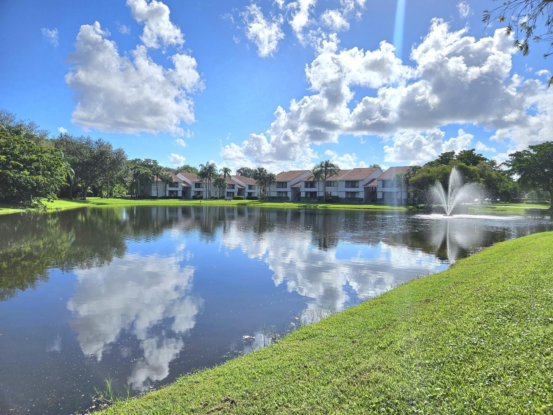 631 Lyons Road, Unit 12204, Coconut Creek, FL 33063 Photo