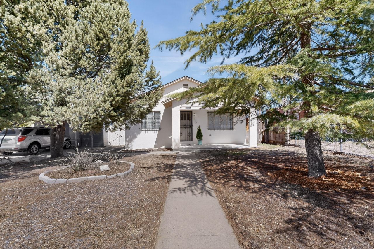 2615 Mcearl Avenue Se, Albuquerque, NM 87106 Main Photo