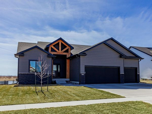 334 Cedar Drive, Gilbert, IA 50105