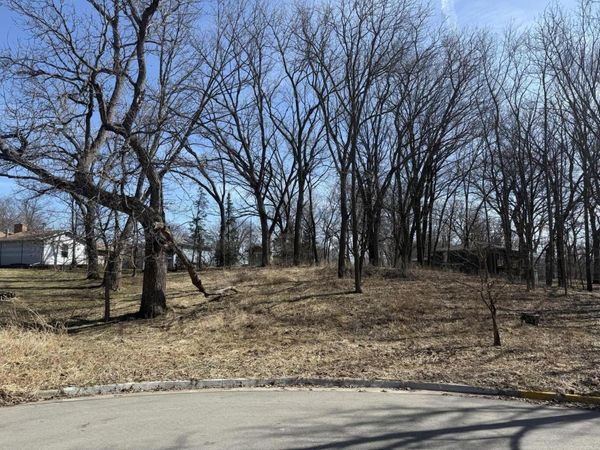 802 Phoenix Circle, Ames, IA 50014