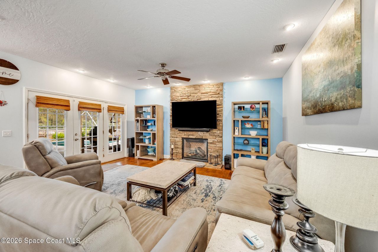 3910 Wateroak Way , Titusville, FL 32796 Photo