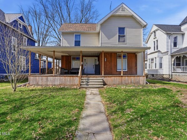 911 N Main Street, Fostoria, OH 44830