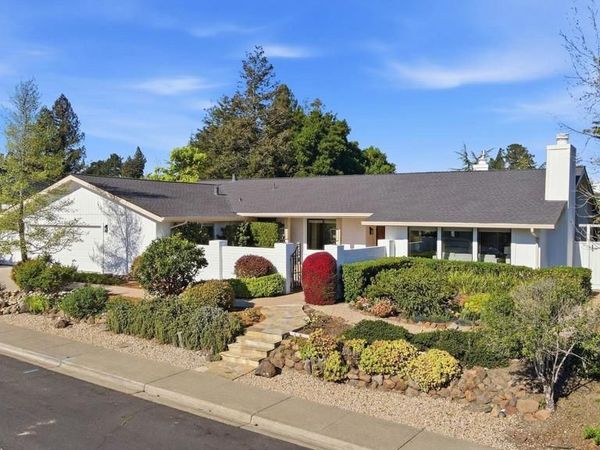 285 Claudia Ct, Moraga, CA 94556