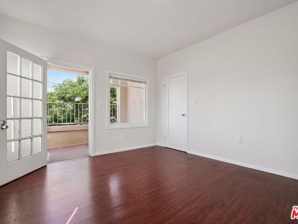 1464 W 35th Place, Los Angeles, CA 90018