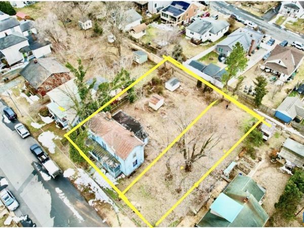 612 BOLLING AVE, Charlottesville, VA 22902