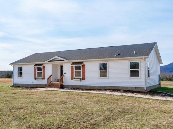 1600 ROCK SPRING RD , Faber, VA 22938