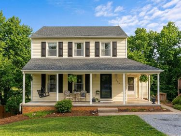 205 YOUNT AVE , Staunton, VA 24401