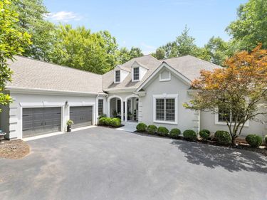 3279 MELROSE LN, Keswick, VA 22947