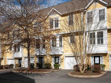 104 MELBOURNE PRK , Unit D, Charlottesville, VA 22901