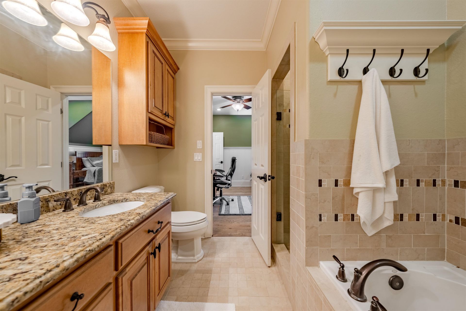 174 Decey Wallace Lane, Crawfordville, FL 32327 Photo