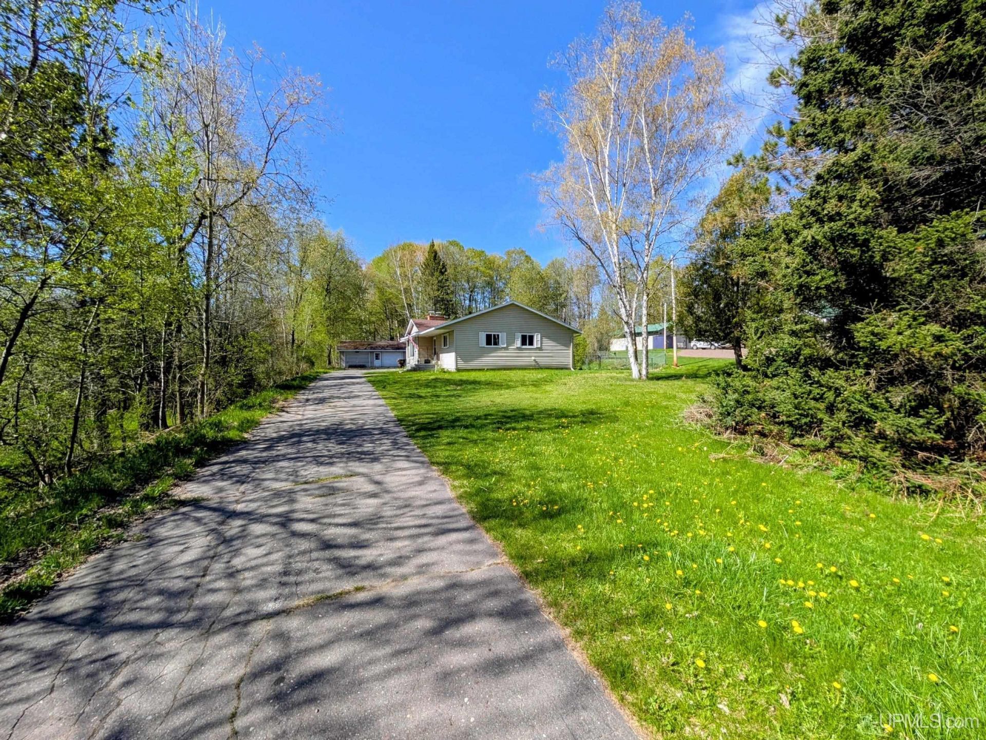 4231 W Us 2 Highway, Iron River Twp, MI 49935 Main Photo