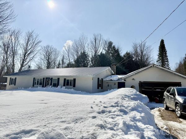7507 Perkins 30.5 Road, Masonville Twp, MI 49878