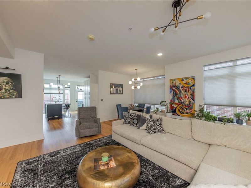 2275 W 19 Street, Cleveland, OH 44113 Photo 10