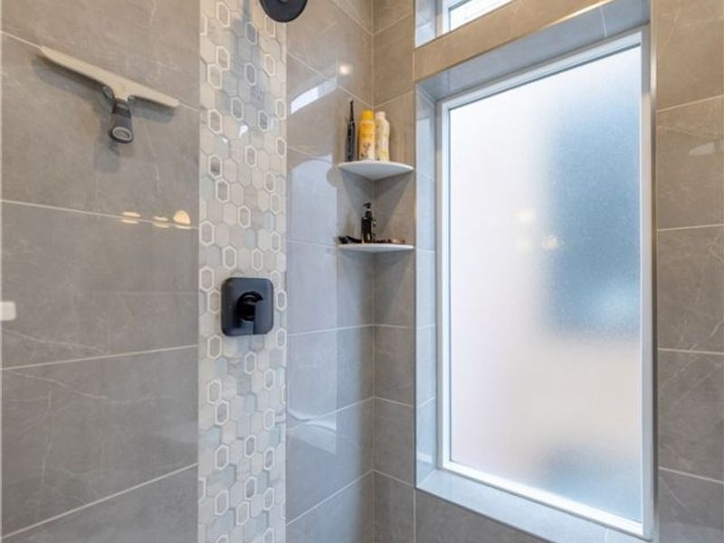 2275 W 19 Street, Cleveland, OH 44113 Photo 24