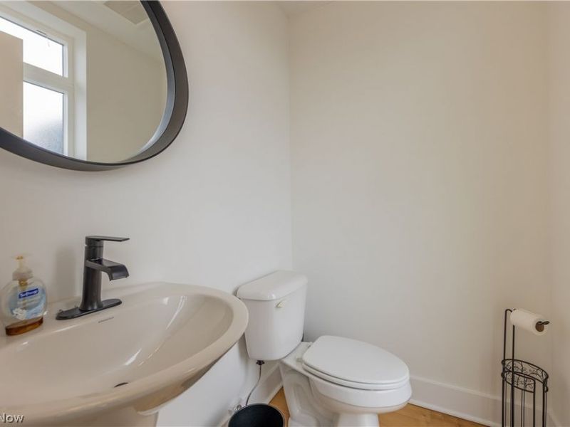 2275 W 19 Street, Cleveland, OH 44113 Photo 36