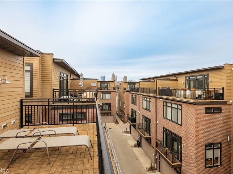 2275 W 19 Street, Cleveland, OH 44113 Photo 38