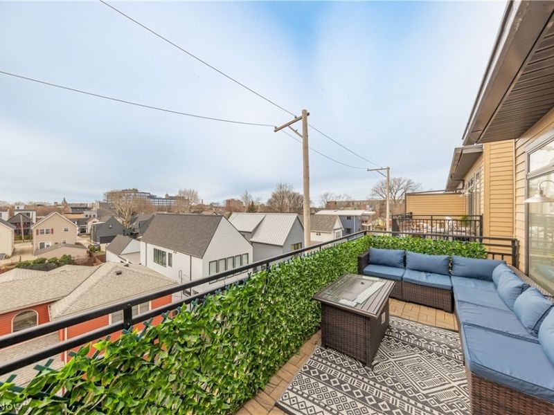 2275 W 19 Street, Cleveland, OH 44113 Photo 39