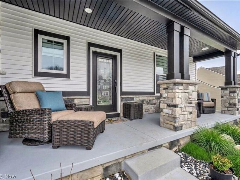 2818 Weeping Pine Drive, Medina, OH 44256 Photo 5