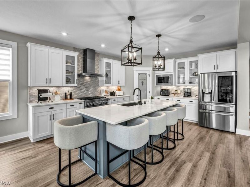 2818 Weeping Pine Drive, Medina, OH 44256 Photo 7